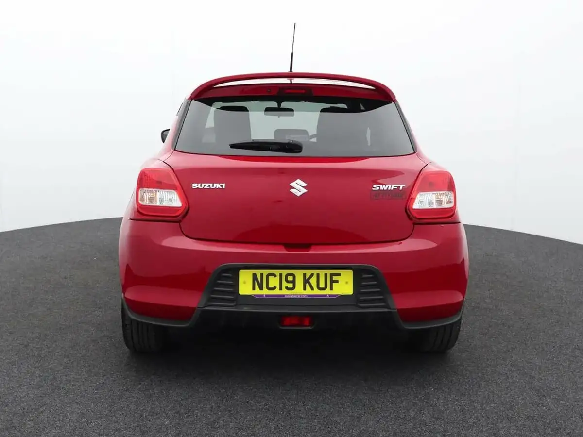 2019-suzuki-swift-12-dualjet-attitude-big-3