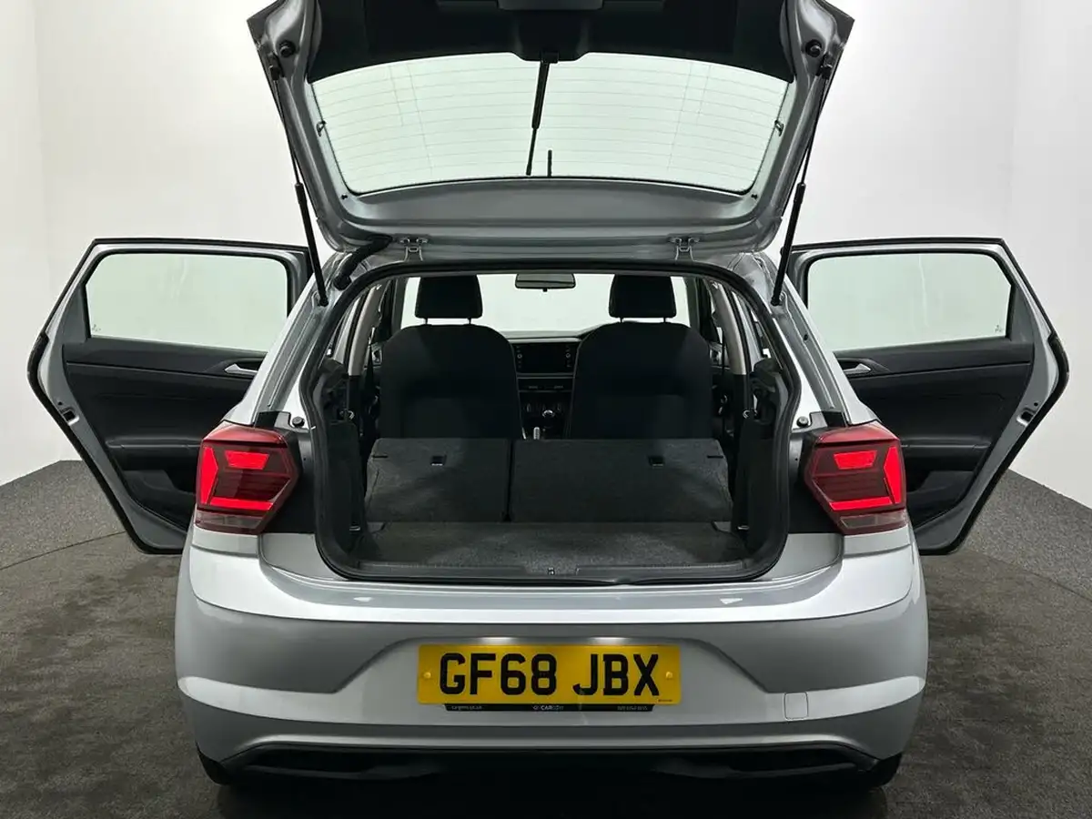 2018-volkswagen-polo-10-tsi-se-big-39