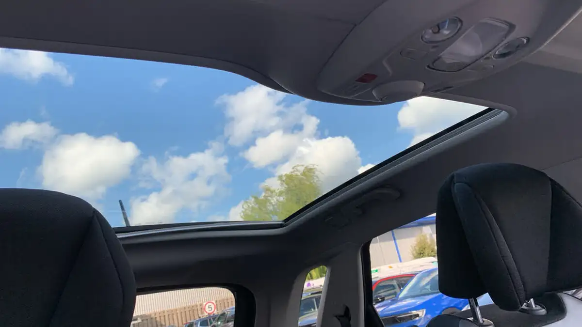2019-citroen-c4-spacetourer-15bluehdi-flair-big-40