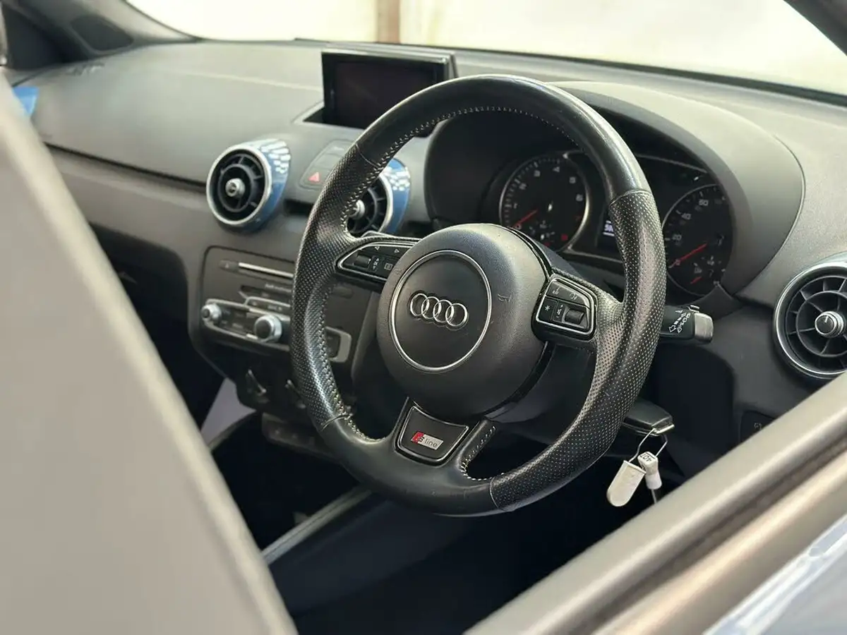 2016-audi-a1-14-tfsi-s-line-150ps-cod-sportback-5d-big-22