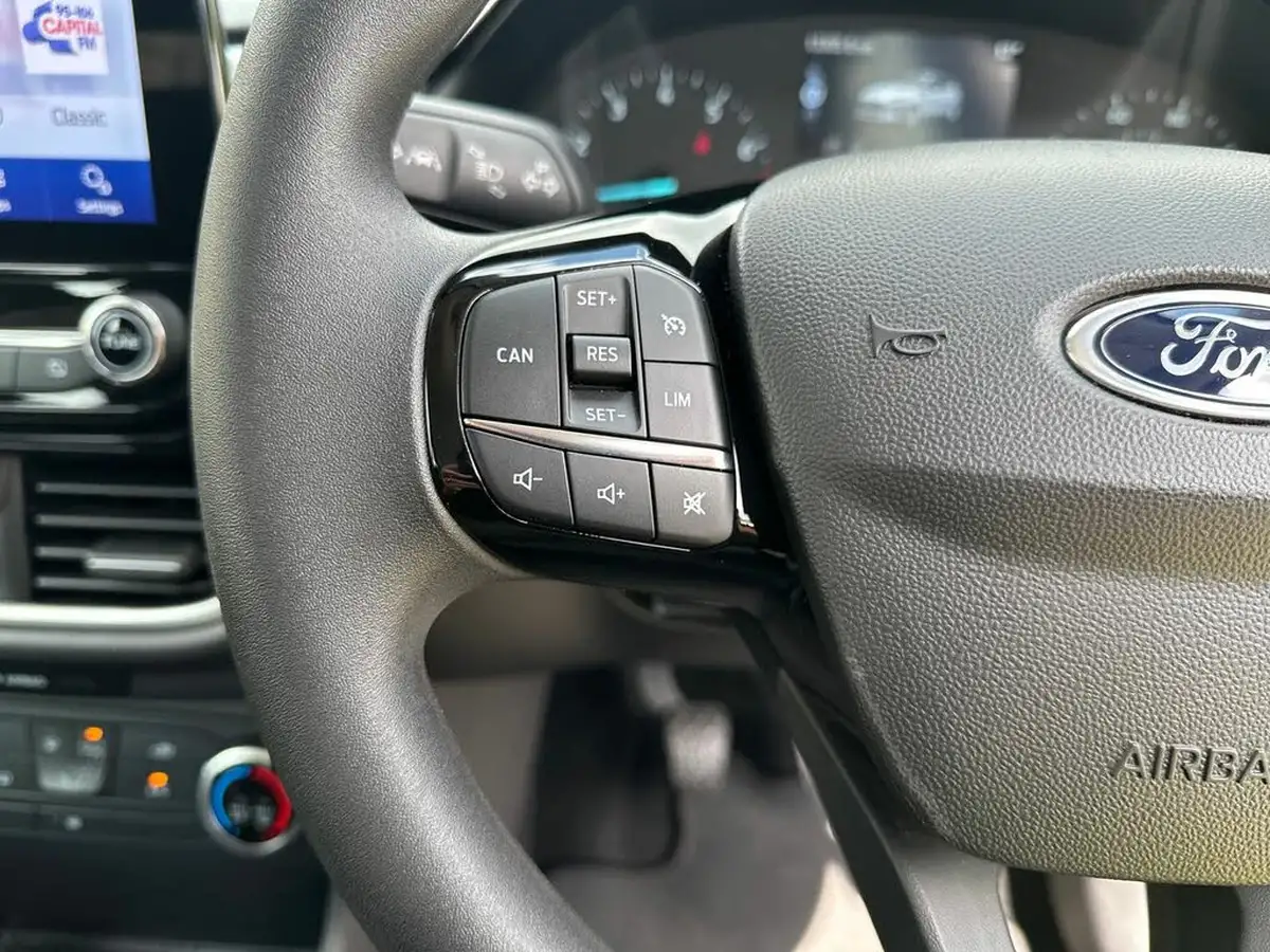 2022-ford-fiesta-10t-trend-100ps-5d-big-25