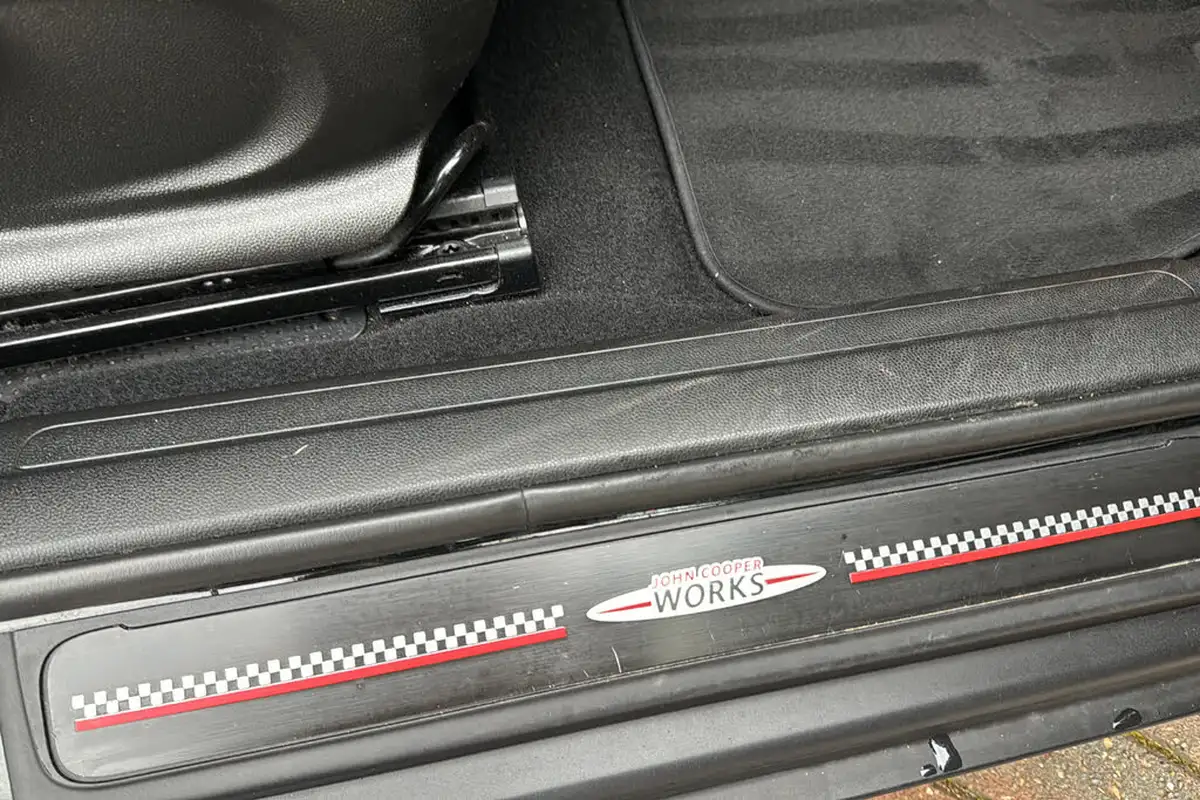 2019-mini-clubman-20-john-cooper-works-big-45