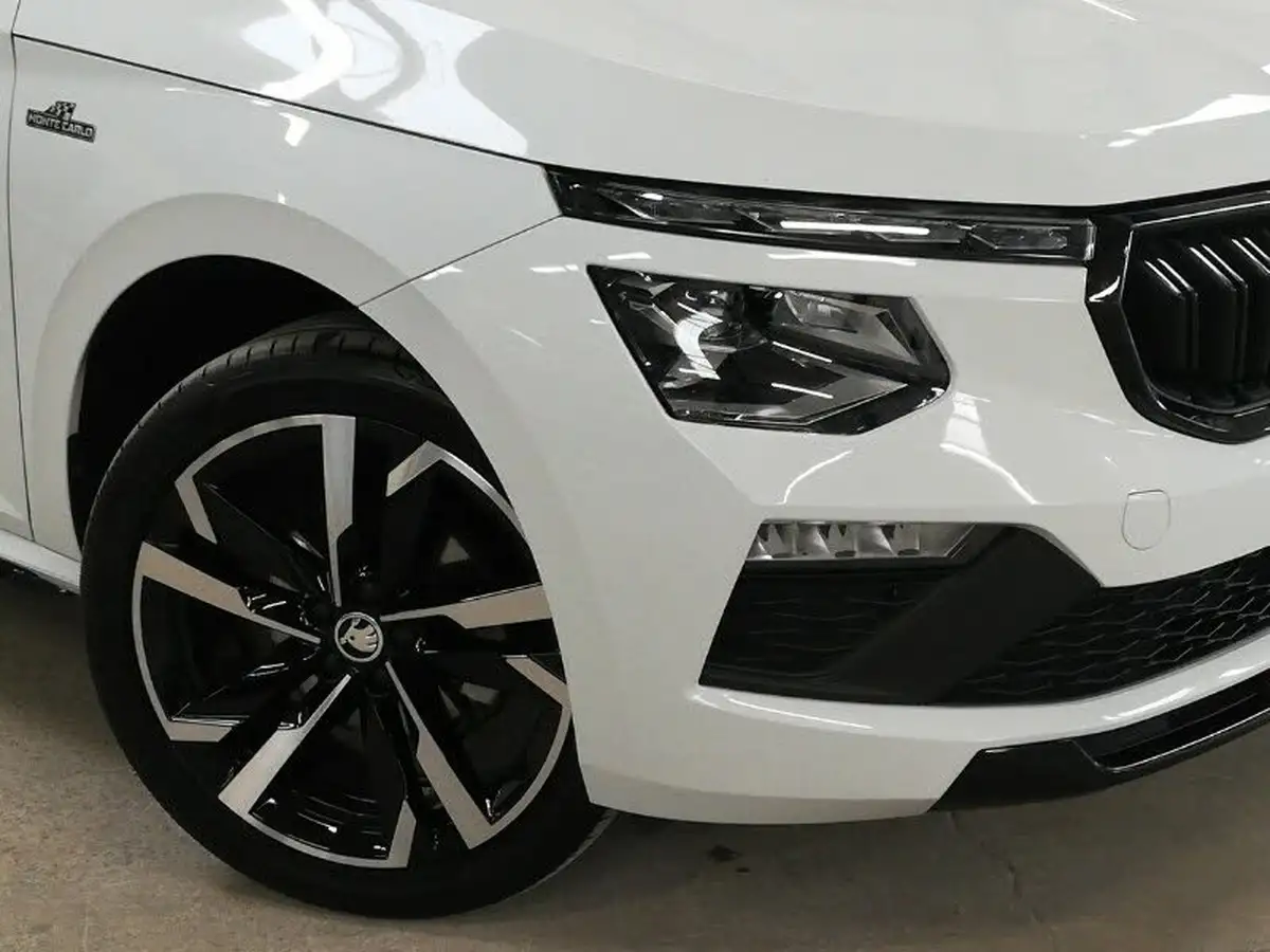 2024-skoda-kamiq-10-tsi-monte-carlo-116ps-dsg-big-8