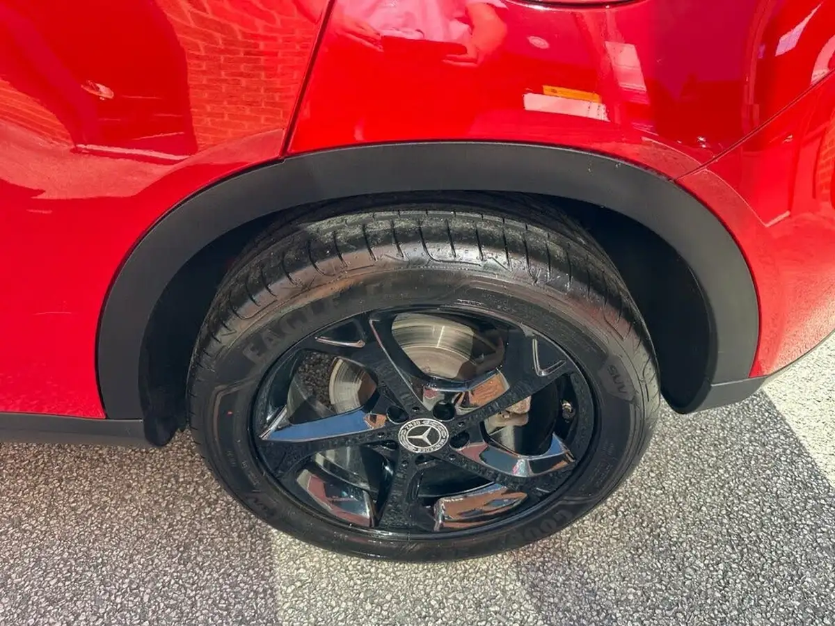 2018-mercedes-benz-gla-class-21d-gla-200d-sport-134bhp-ss-7g-dct-big-32