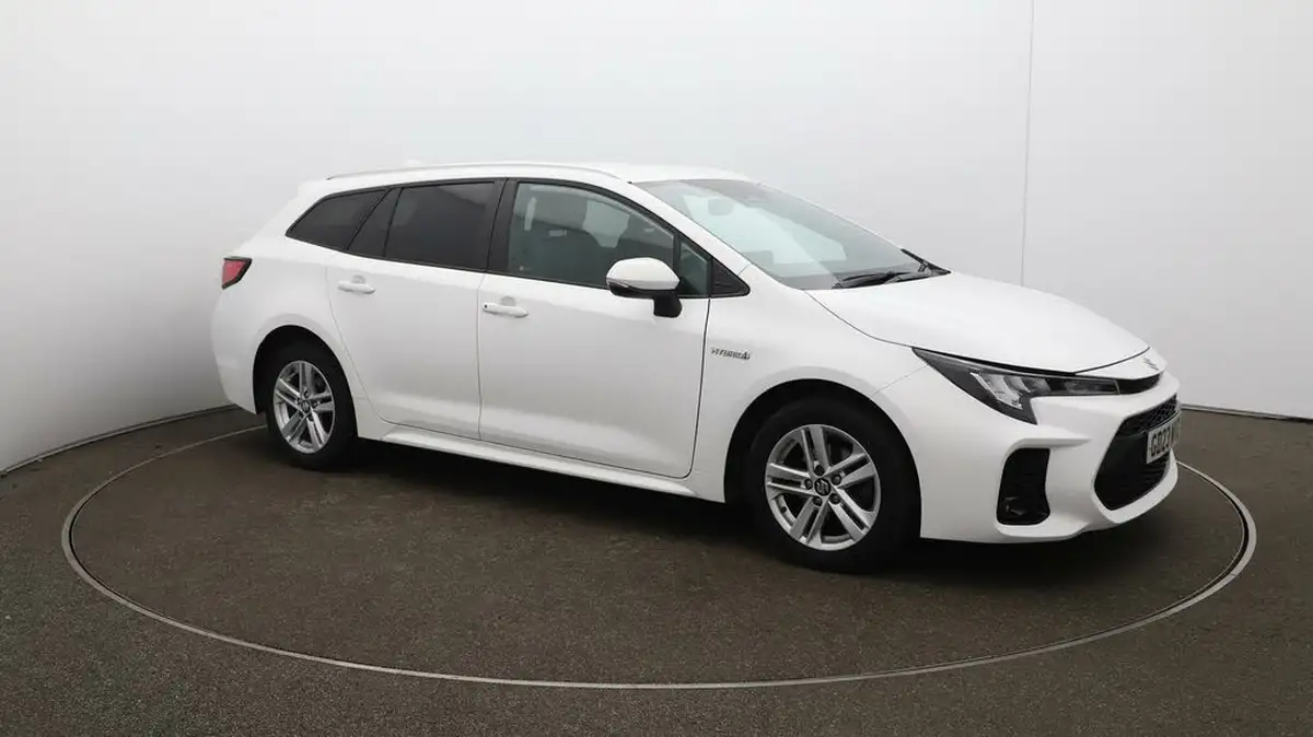 2023-suzuki-swace-18-motion-big-45