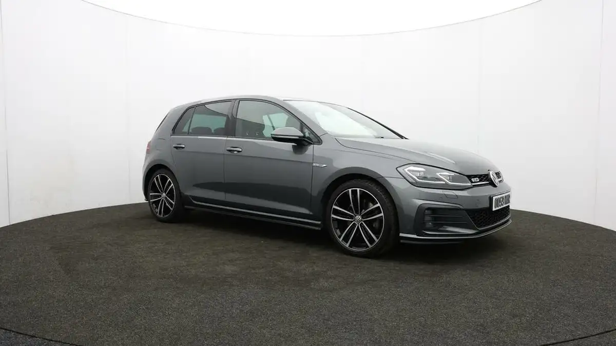 2017-volkswagen-golf-20tdi-gtd-ss-hatchback-5d-big-45