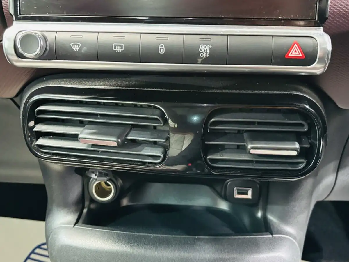 2018-citroen-c4-cactus-12-puretech-flair-110ps-eat6-big-18