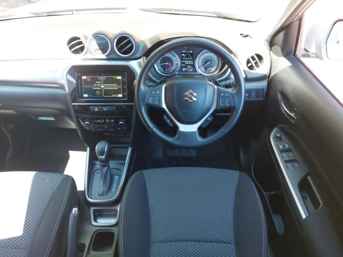 2022-suzuki-vitara-15-sz-t-big-6