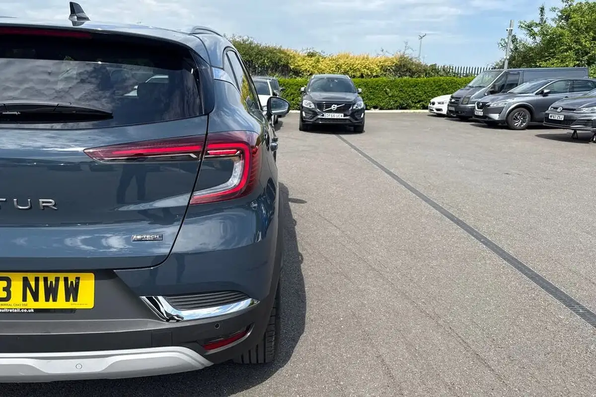 2023-renault-captur-16-techno-145ps-full-big-34