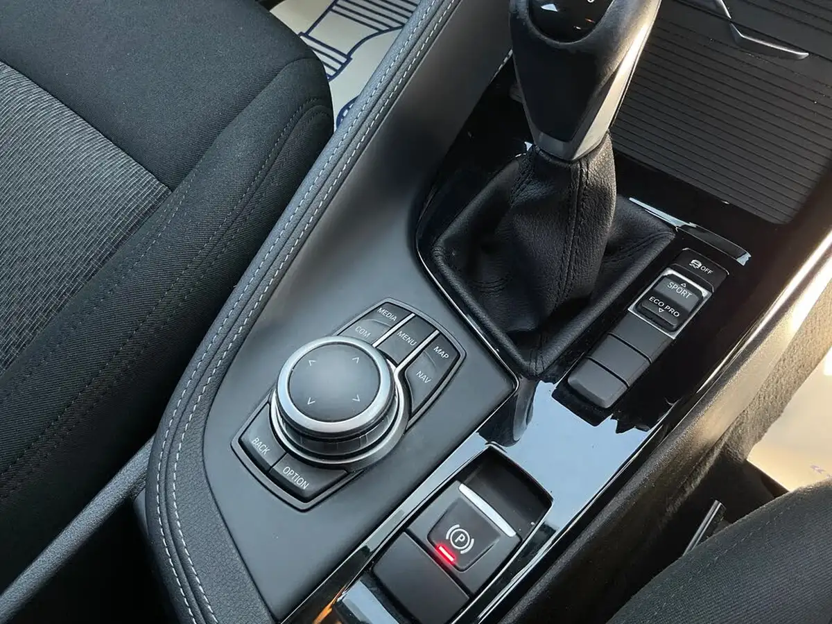 2019-bmw-x2-big-30