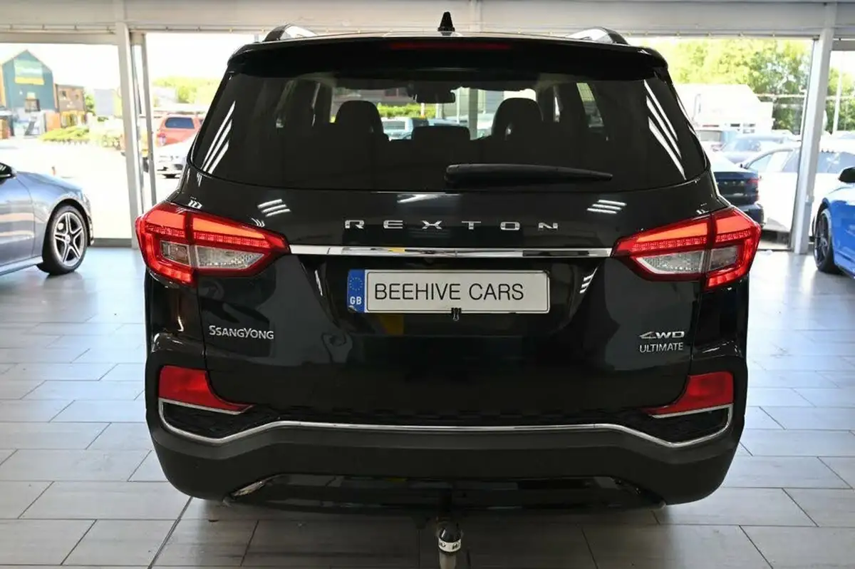 2018-kgm-ssangyong-rexton-22td-ultimate-big-7