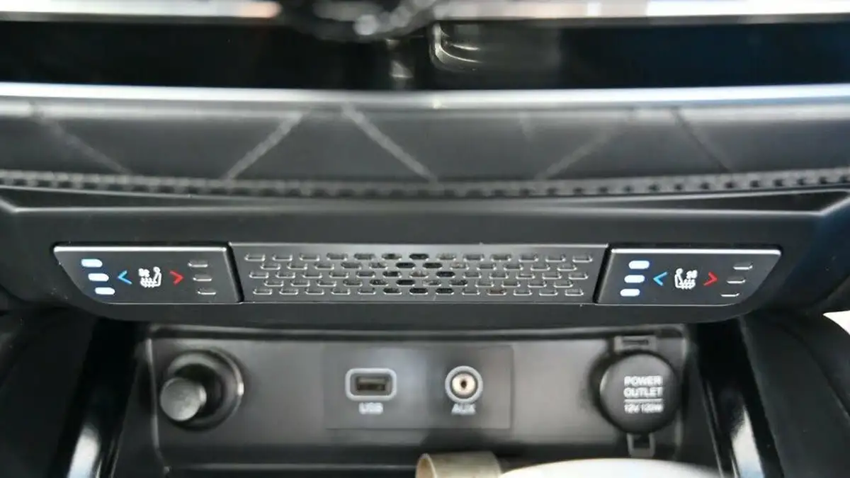 2018-kgm-ssangyong-rexton-22td-ultimate-big-31