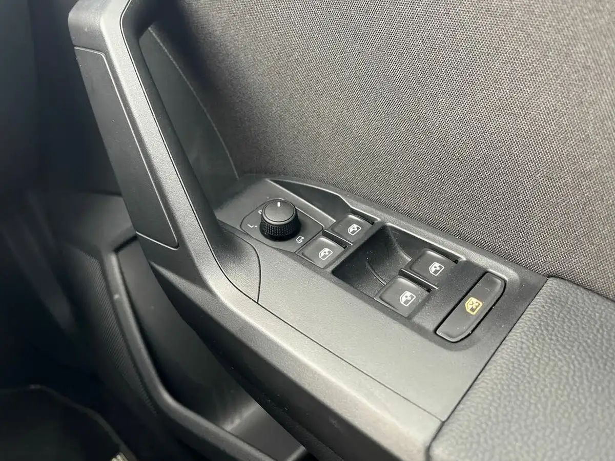 2024-seat-ibiza-10-tsi-fr-95ps-big-19