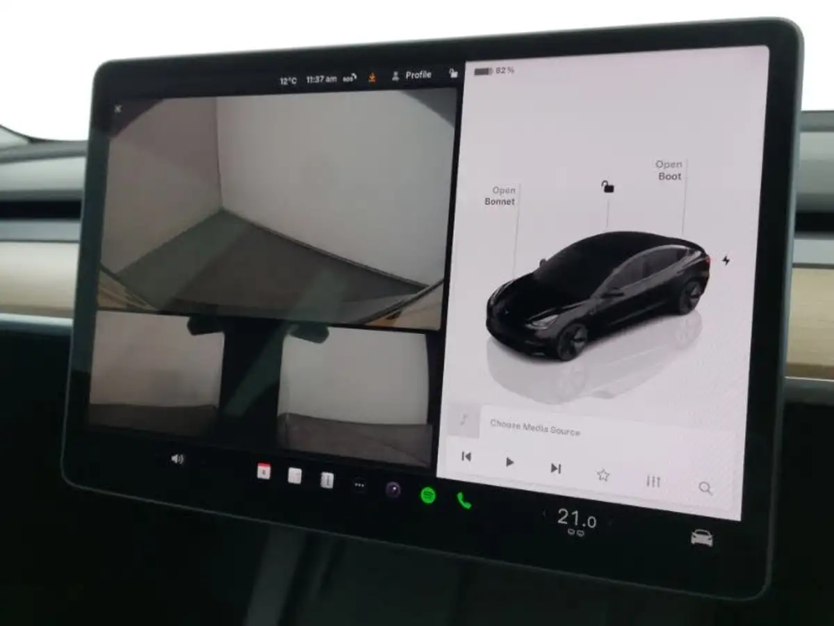 2022-tesla-model-3-e-long-range-big-12