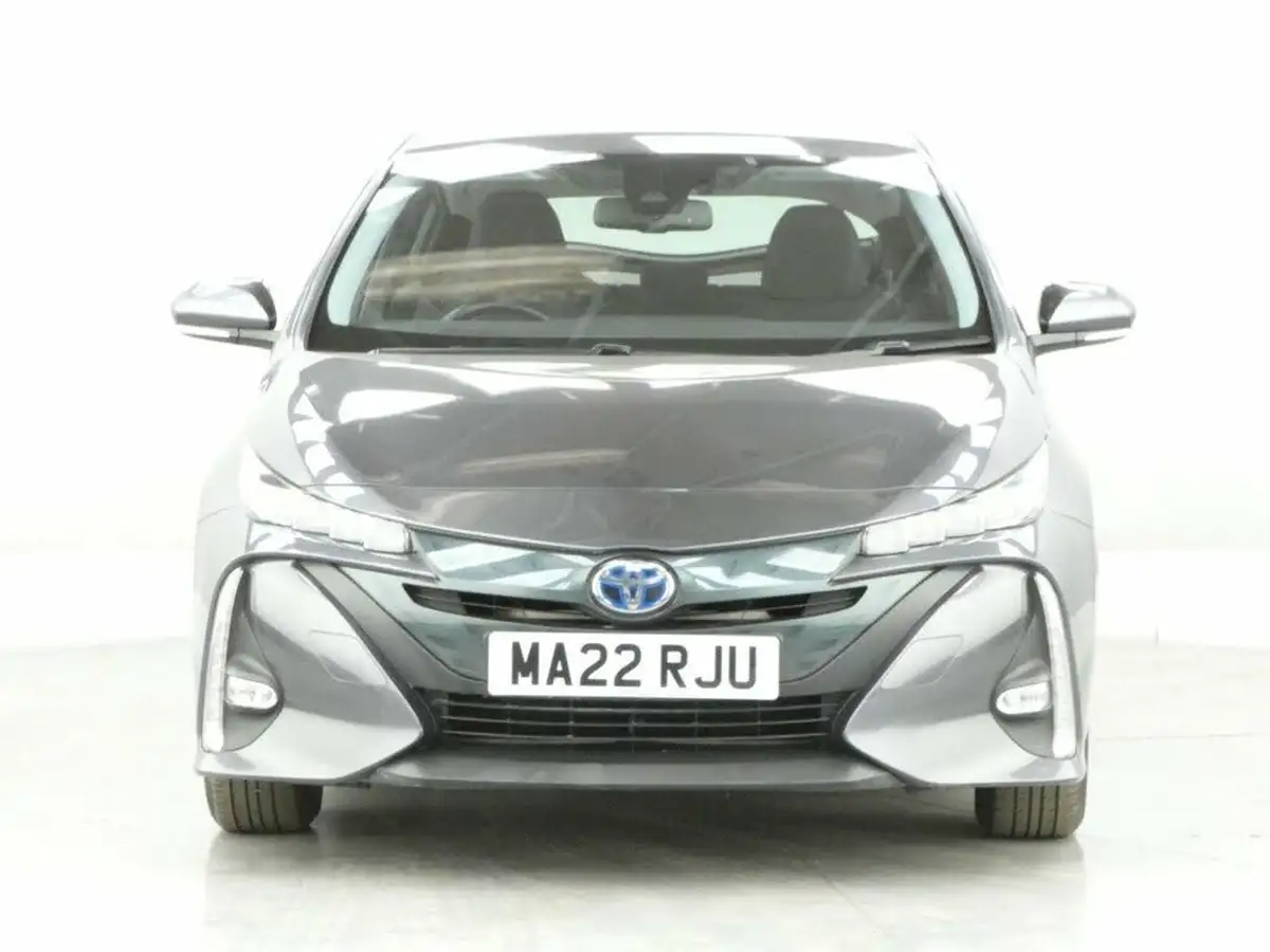 2022-toyota-prius-18-vvt-i-business-edition-plus-15in-alloys-cvt-big-2