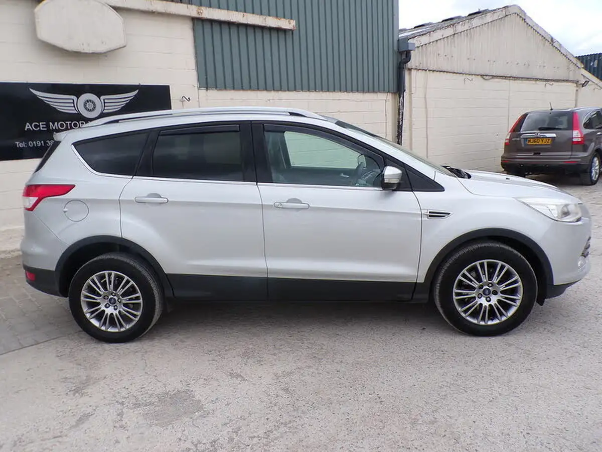 2014-ford-kuga-20tdci-titanium-140ps-big-8