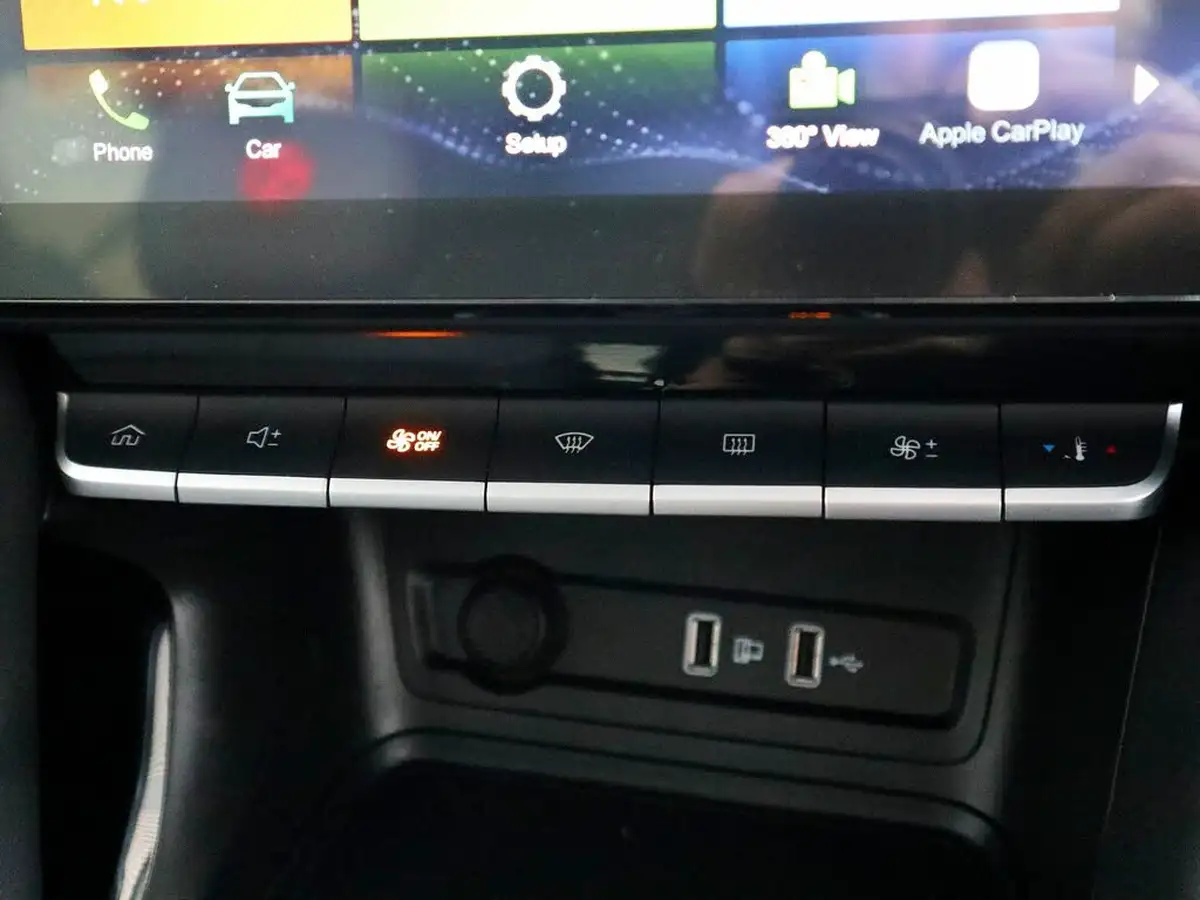 2024-mg-zs-suv-10t-gdi-exclusive-auto-big-32