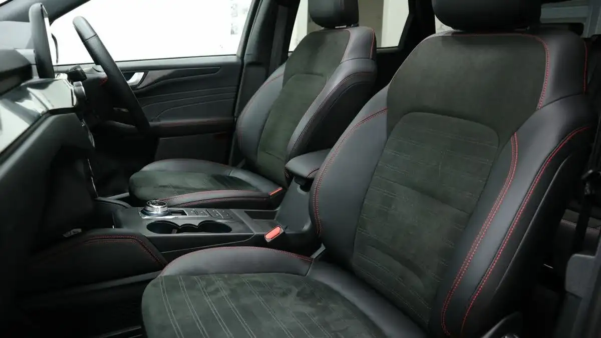 2024-ford-kuga-25t-st-line-x-edition-225ps-phev-big-8