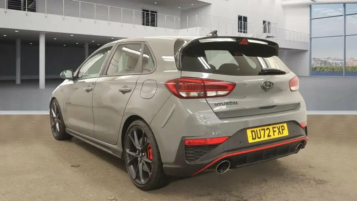 2022-hyundai-i30-n-20-t-gdi-n-performance-hatchback-big-5