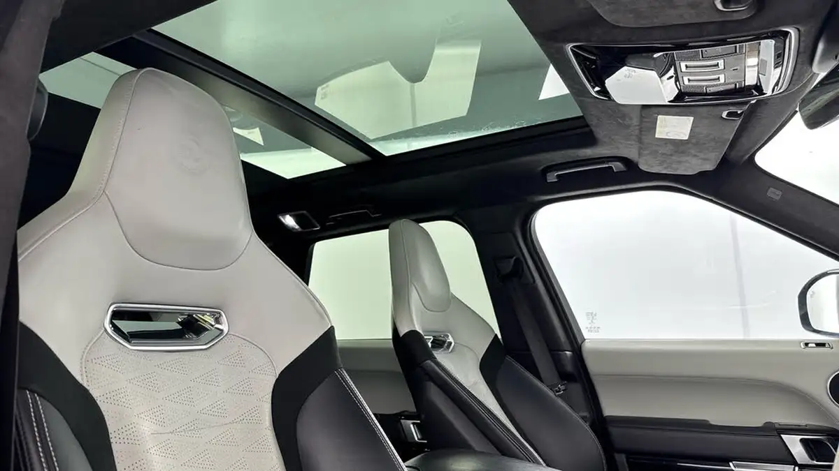 2019-land-rover-range-rover-sport-50v8-sc-svr-big-27