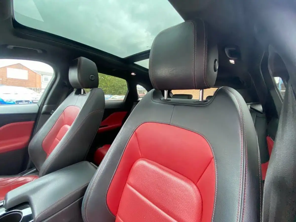 2016-jaguar-f-pace-20-i4d-r-sport-awd-auto-big-20
