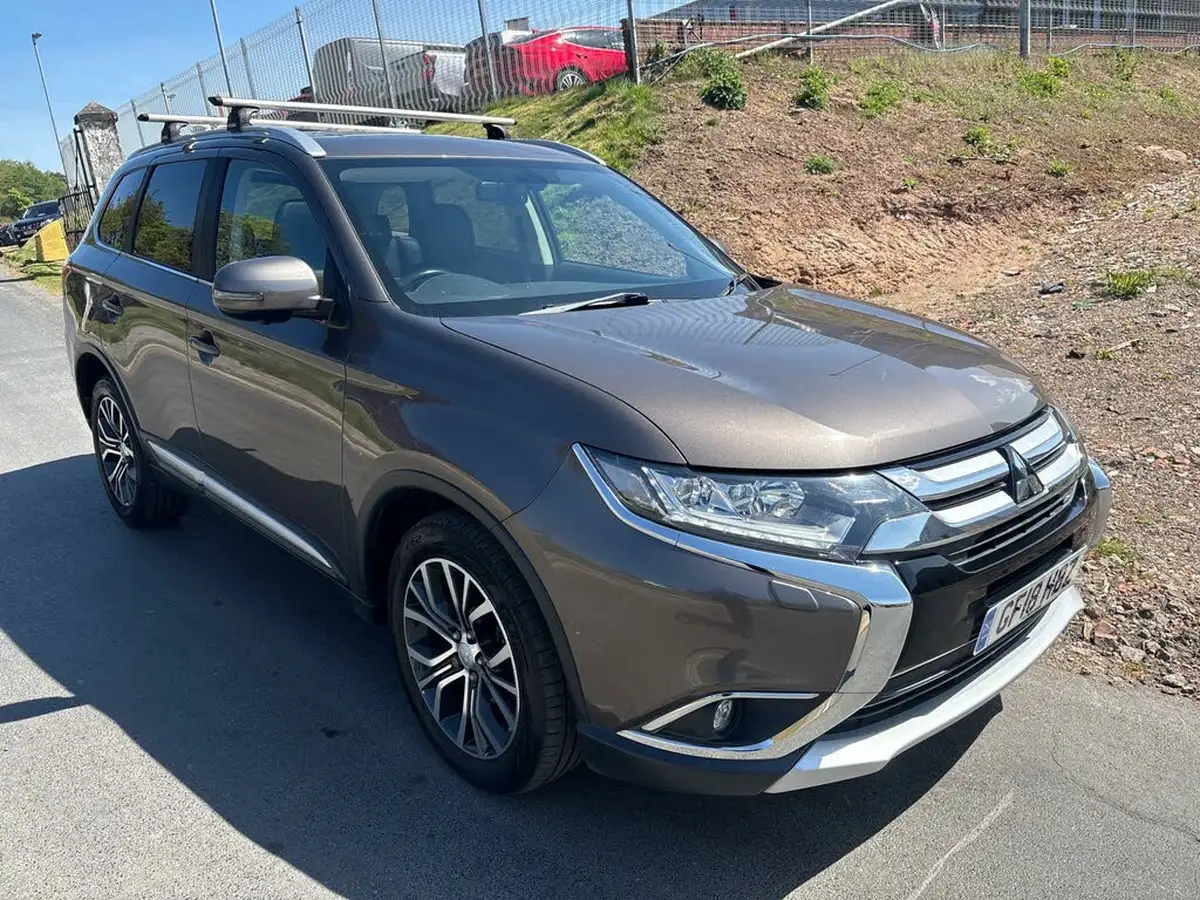 2018-mitsubishi-outlander-22di-d-4-leather-auto-big-7