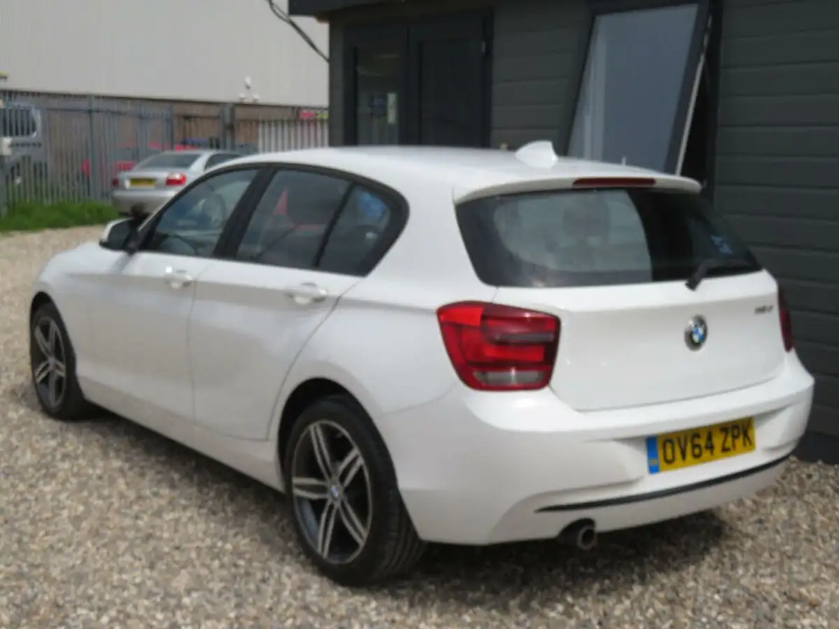 2014-bmw-1-series-20td-116d-sport-116bhp-ss-sports-hatch-5d-big-3