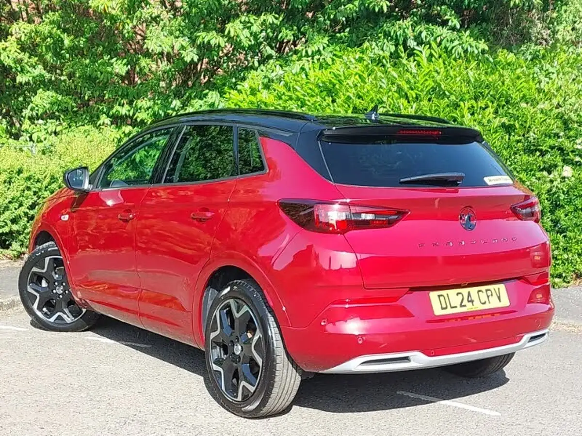 2024-vauxhall-grandland-12-ultimate-130ps-big-1