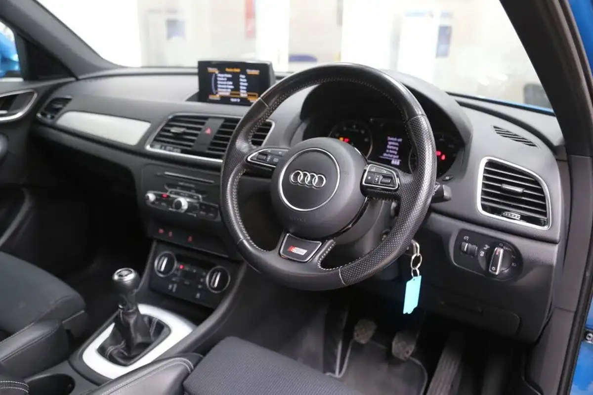 2015-audi-q3-14-s-line-cod-ss-big-2
