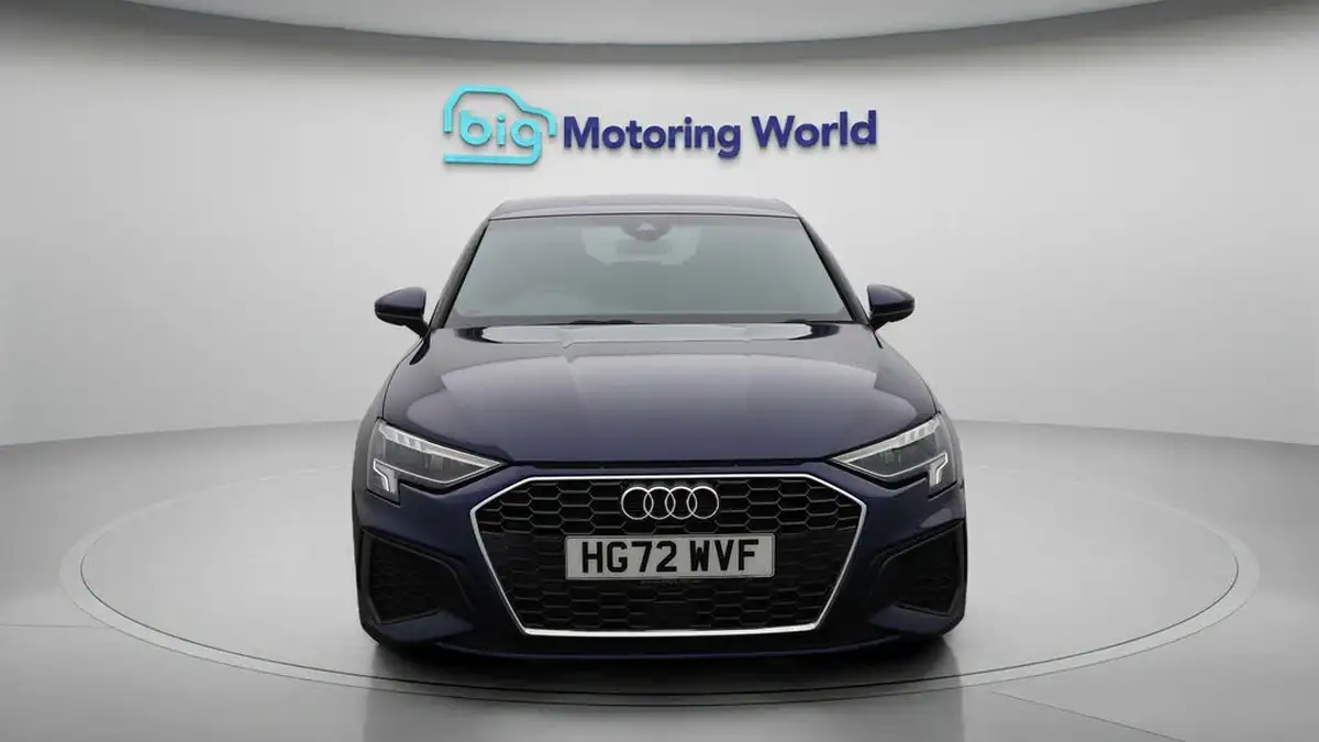 2023-audi-a3-15-35-tfsi-s-line-sportback-5d-big-2