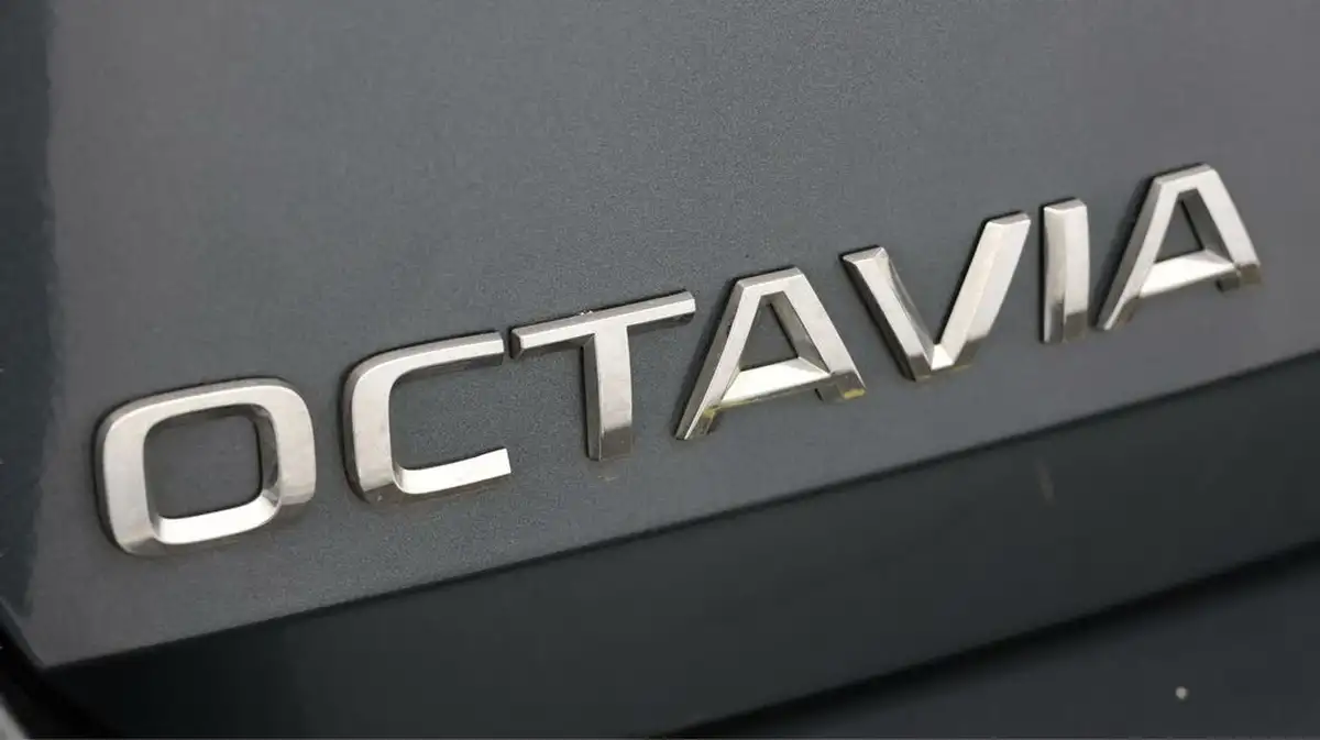 2020-skoda-octavia-15-tsi-se-technology-act-hatchback-big-19