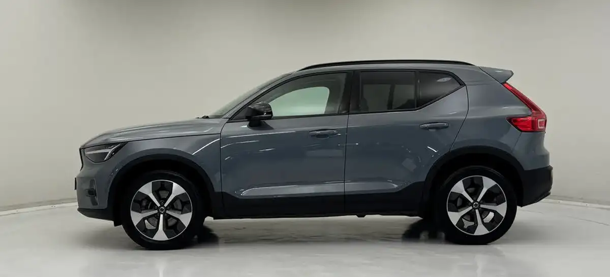 2023-volvo-xc40-20-b4-ultimate-big-1