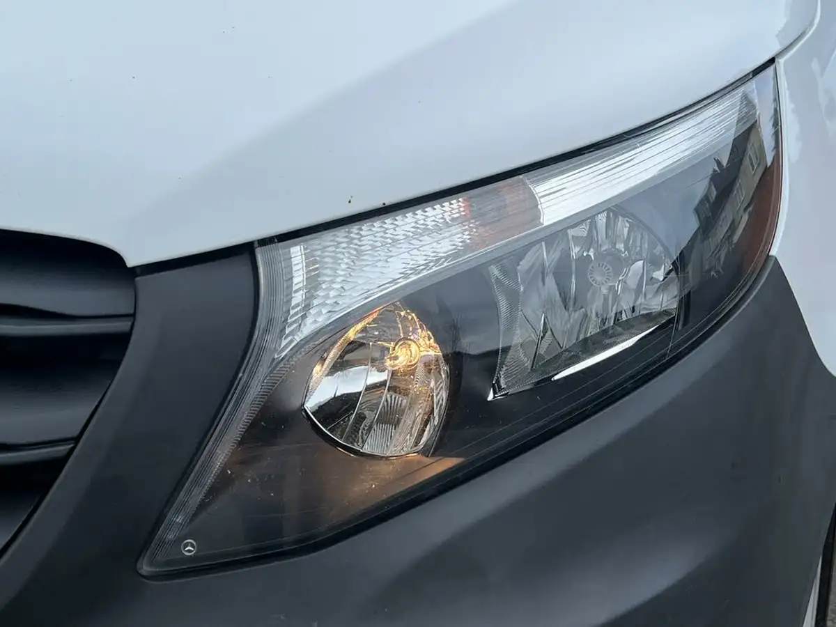 2021-mercedes-benz-vito-18-cdi-110-progressive-l1-panel-big-10