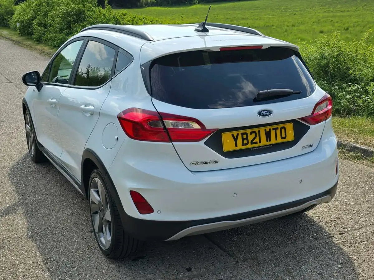 2021-ford-fiesta-10t-active-edition-125ps-hybrid-mhev-big-23