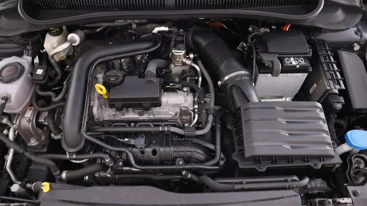 2024-volkswagen-polo-10-tsi-life-dsg-big-17