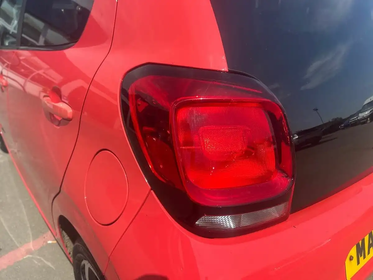 2015-citroen-c1-10-vti-flair-5d-big-30