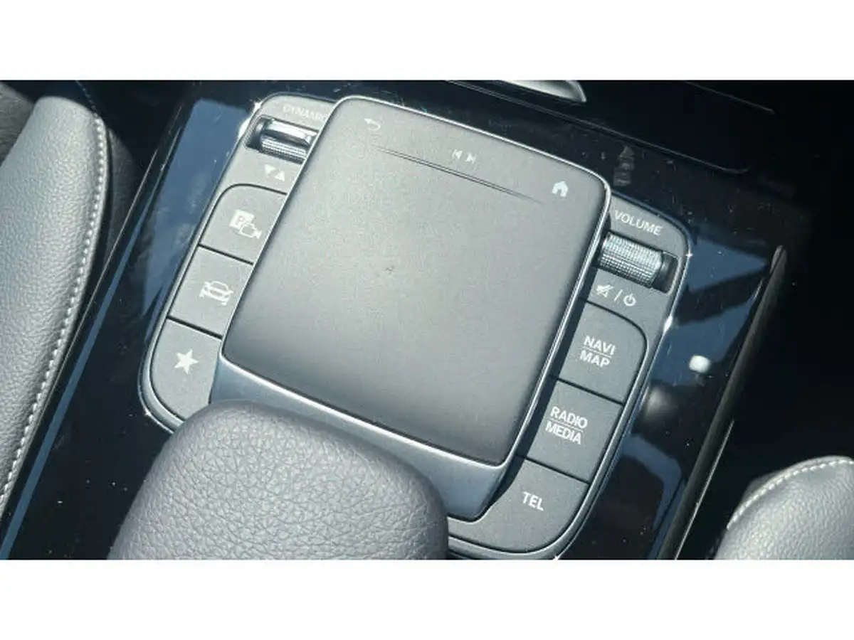 2022-mercedes-benz-a-class-13-a200-amg-line-premium-plus-edition-hatchback-5d-7g-dct-big-12