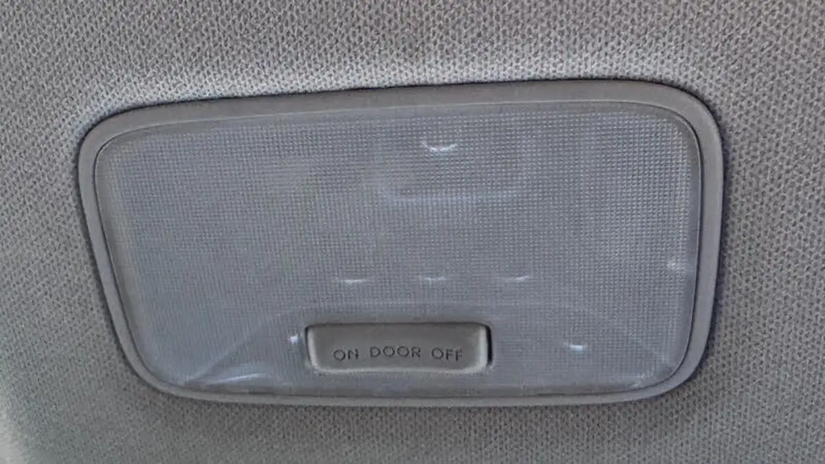 2016-hyundai-i10-12-se-big-34