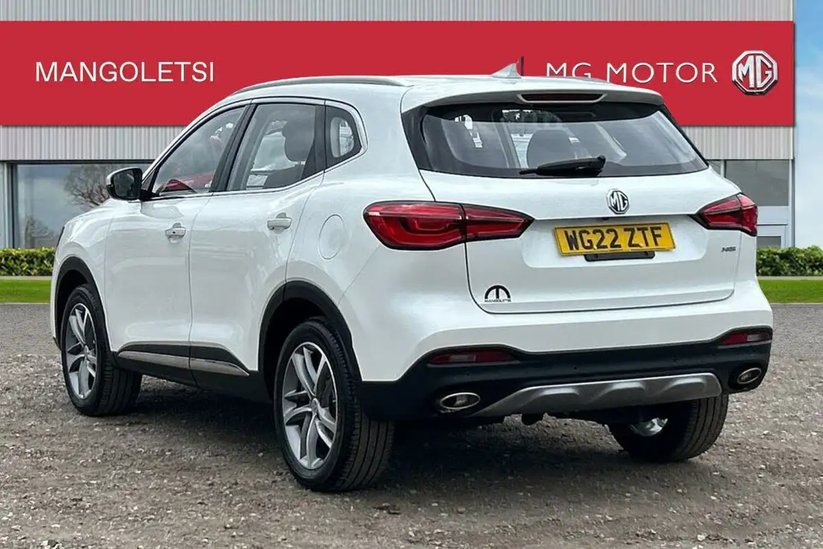 2022-mg-hs-15t-gdi-excite-162ps-dct-big-2