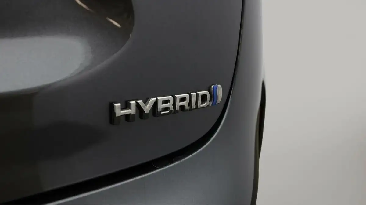 2023-toyota-yaris-cross-15-vvt-i-icon-big-22