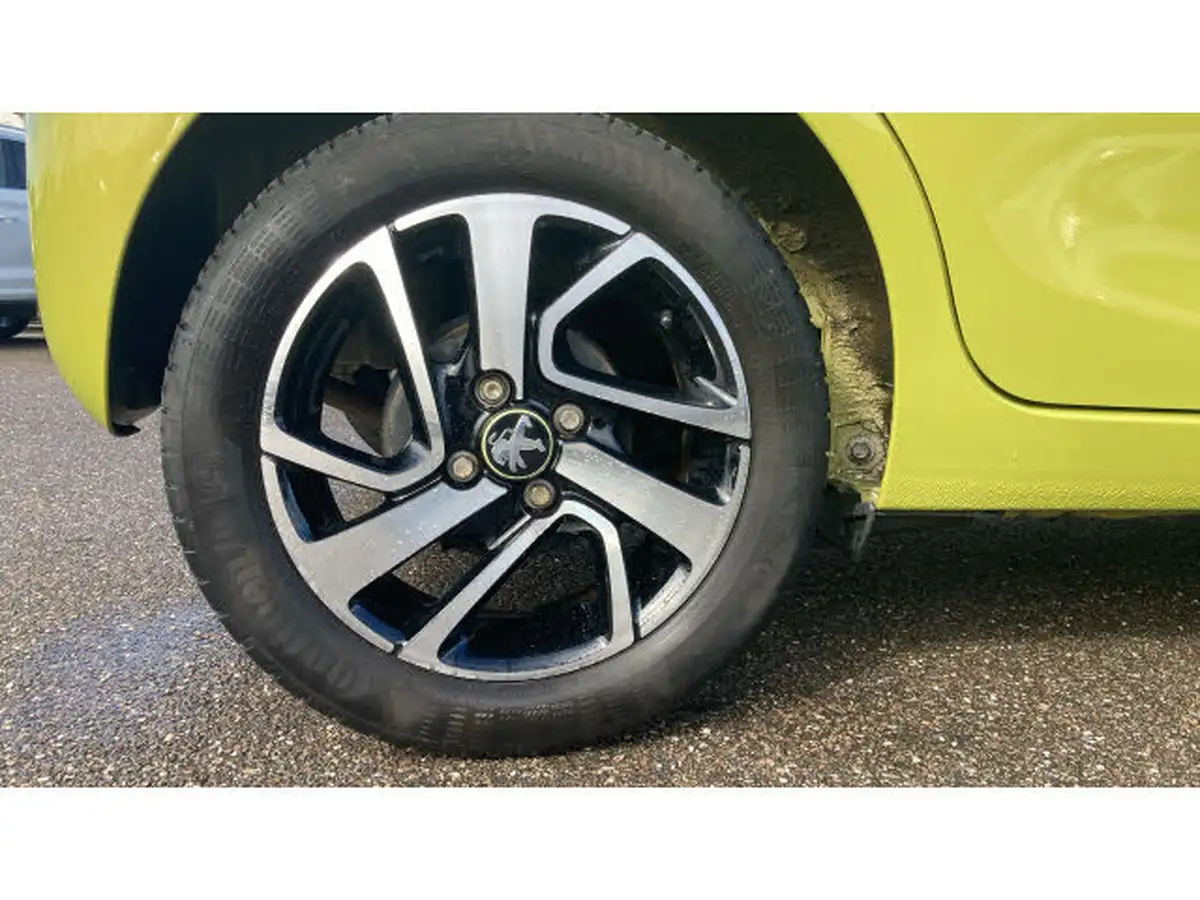 2019-peugeot-108-10-collection-hatchback-2-tronic-big-6