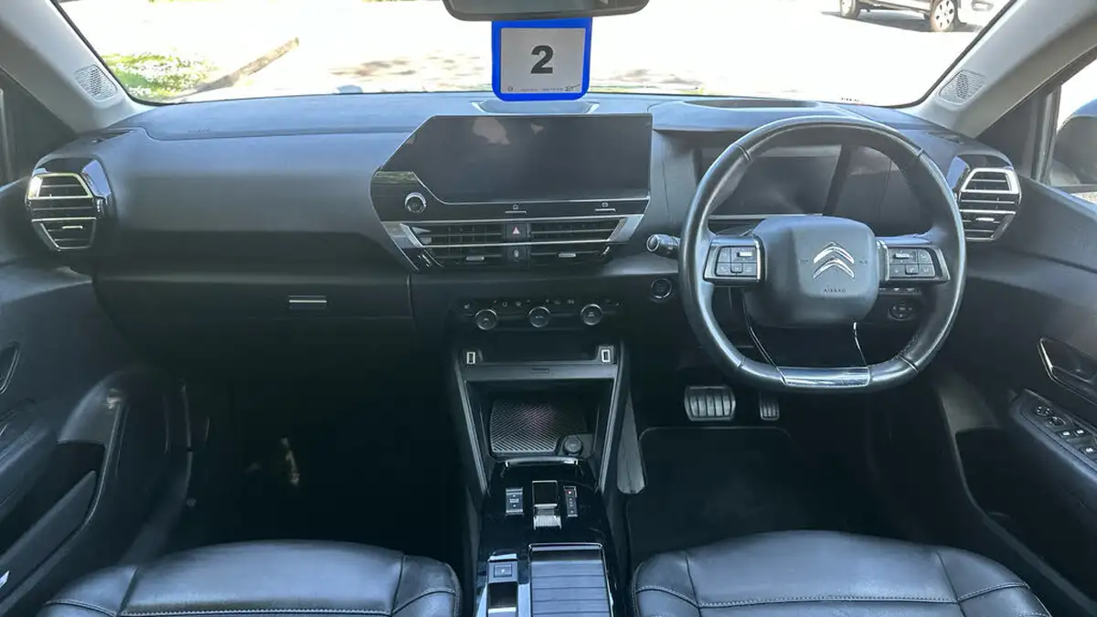 2022-citroen-c4-e-shine-plus-big-3