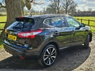 2017-nissan-qashqai-15dci-tekna-small-2