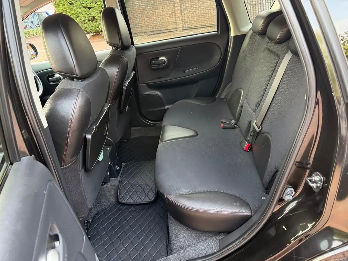 2011-nissan-note-16-tekna-auto-big-31