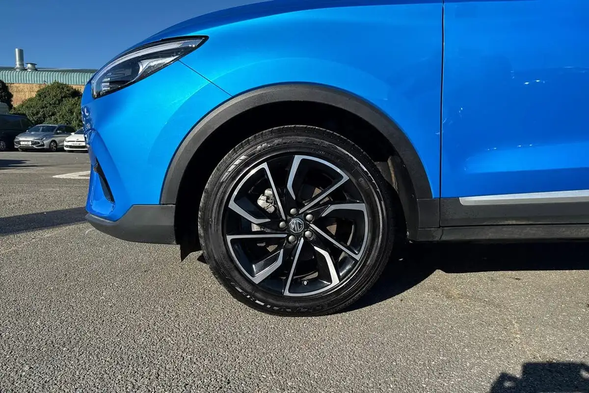 2023-mg-zs-suv-15-vti-tech-exclusive-big-42