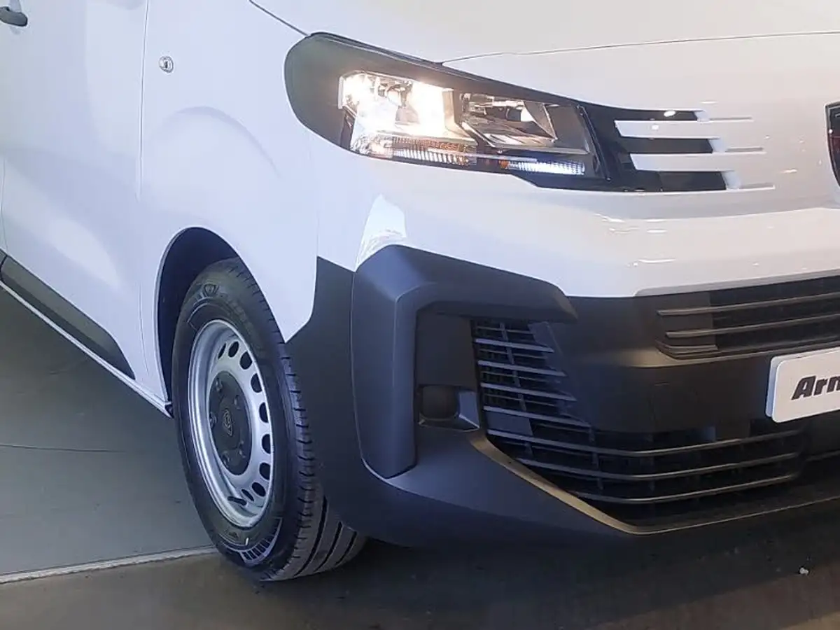 2024-peugeot-expert-15-bluehdi-professional-long-big-8