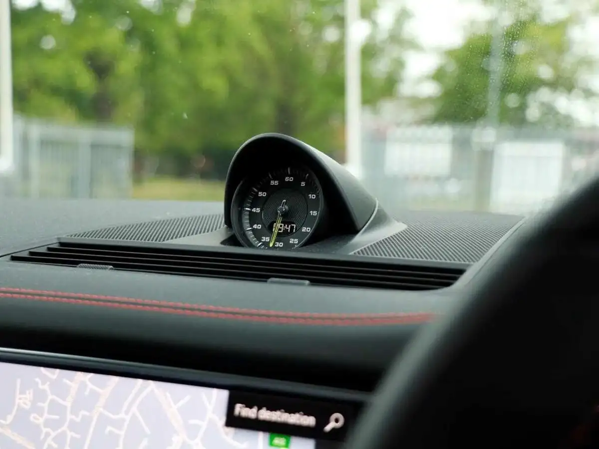 2023-porsche-panamera-30-4-e-hybrid-hatchback-big-13