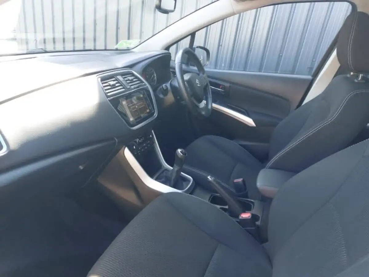 2018-suzuki-s-cross-10-boosterjet-sz-t-110ps-988cc-big-4