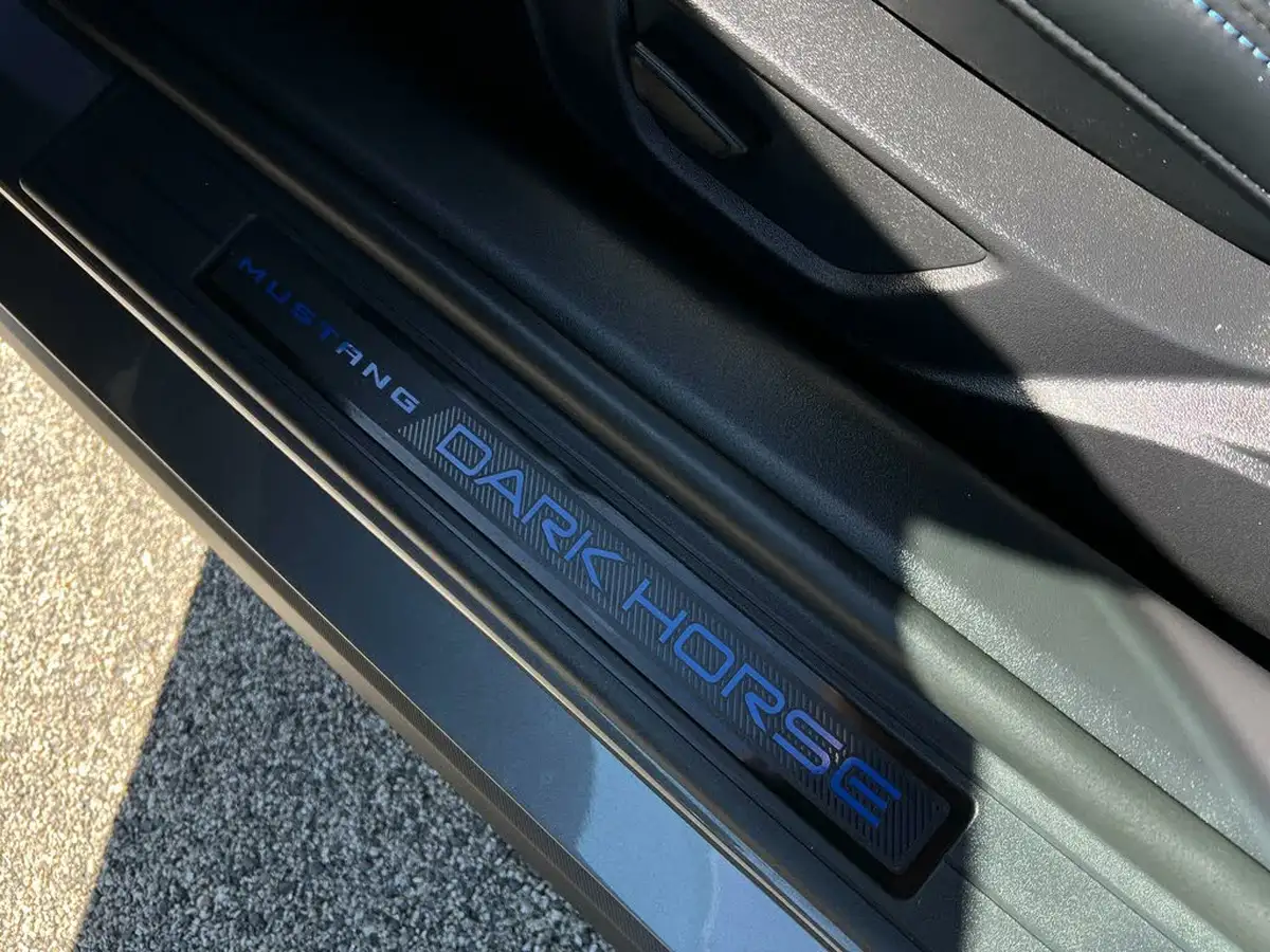 2024-ford-mustang-50-v8-dark-horse-big-47