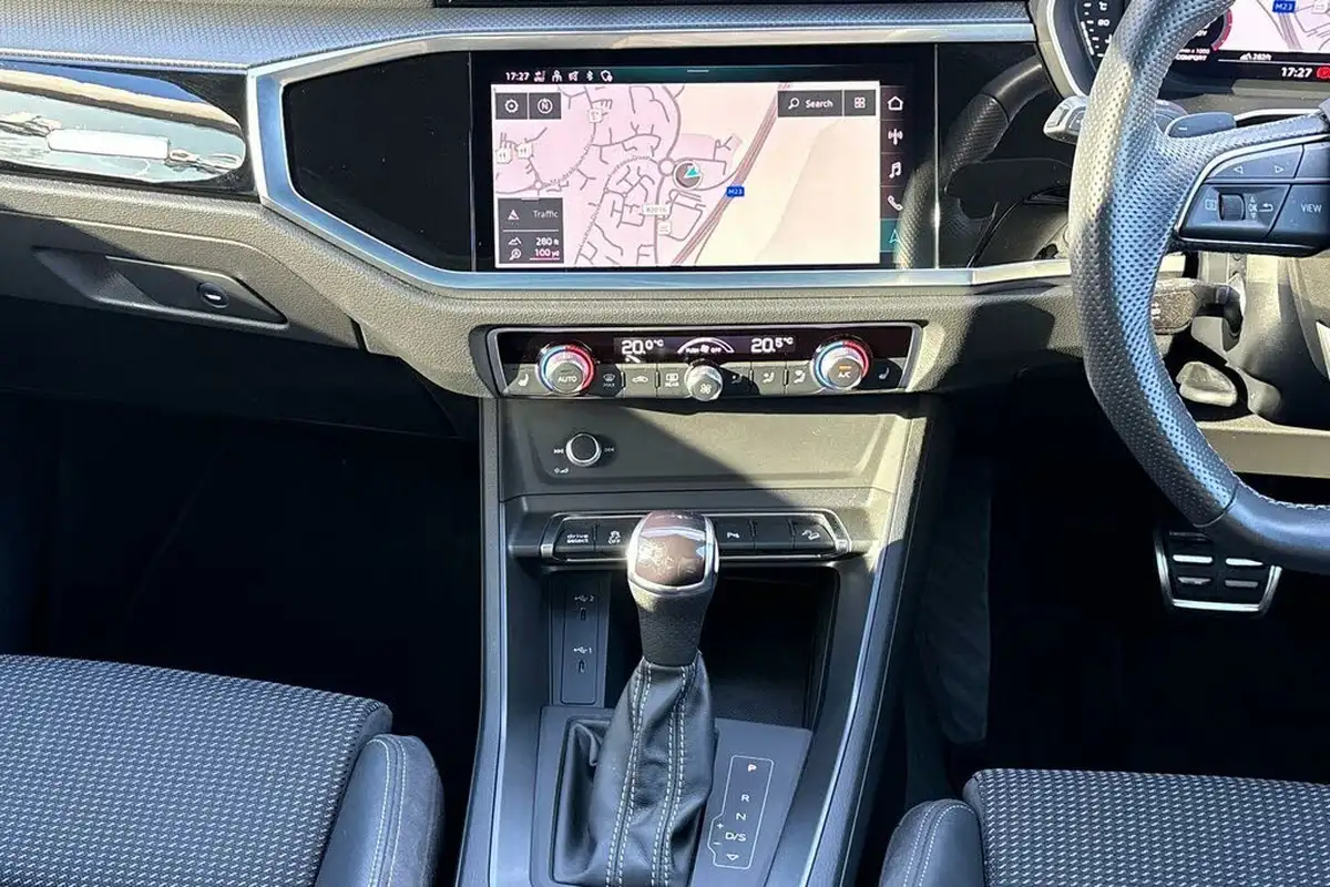 2022-audi-q3-20-40-tfsi-black-edition-station-wagon-big-34